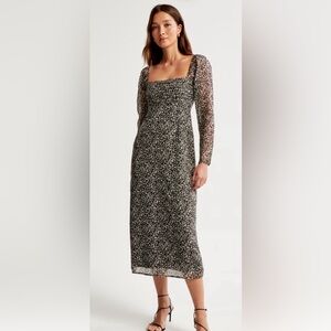 The A&F Emerson Chiffon Long-Sleeve Midi Dress